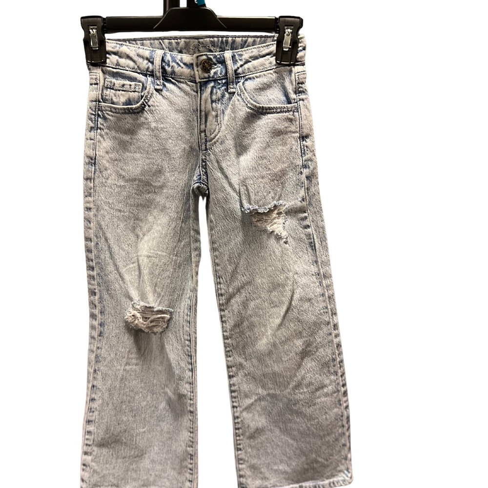 NWT Girls' Low-Rise Flare Jeans - art class Medium Wash Blue Size 6